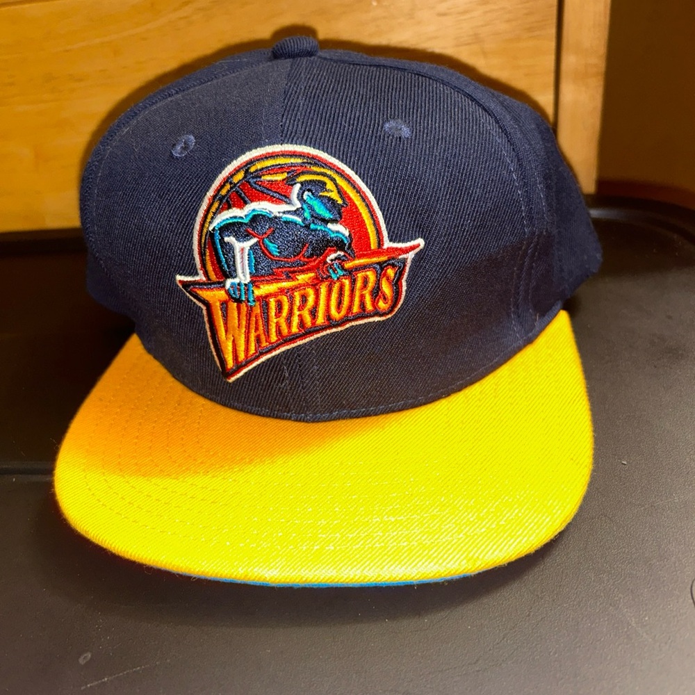 Mitchell & Ness Retro Golden State Warriors Snapback